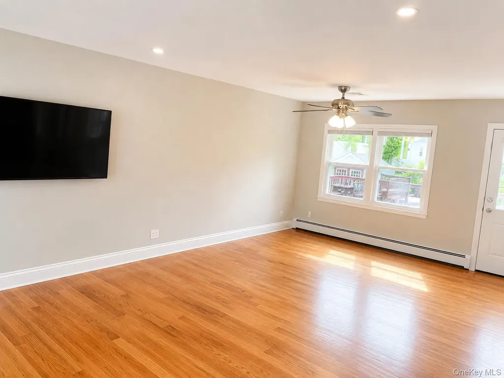 6 Sinclair Drive Greenlawn NY 11740