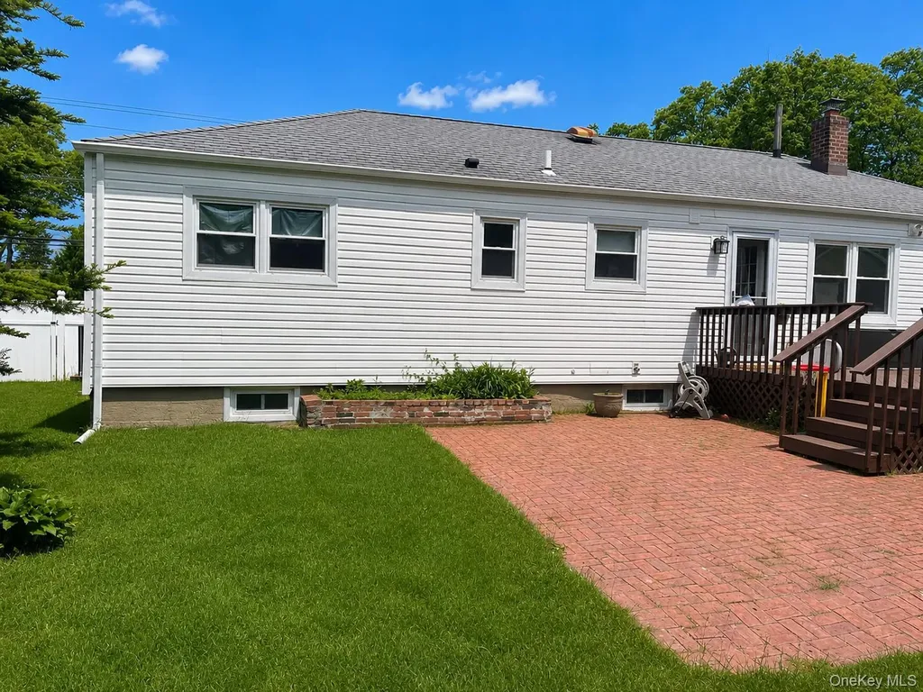 6 Sinclair Drive Greenlawn NY 11740