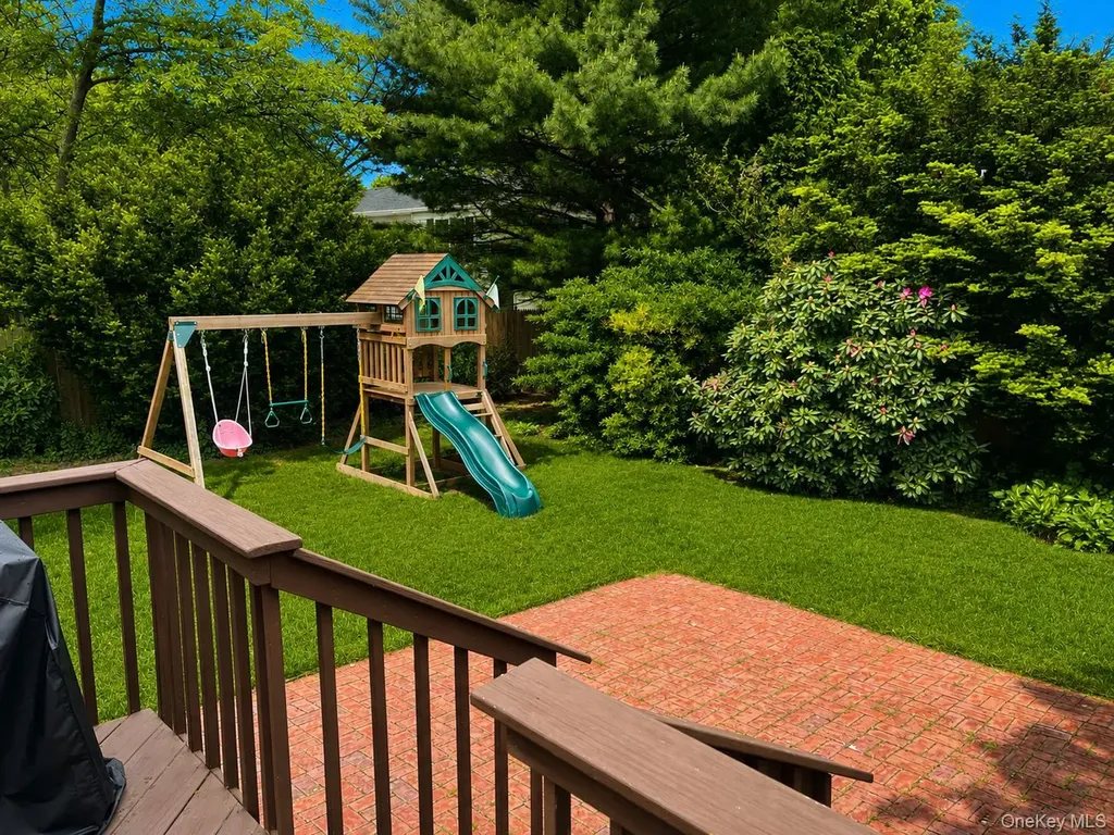 6 Sinclair Drive Greenlawn NY 11740