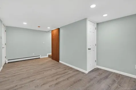 152 N Clinton Street Poughkeepsie NY 12601