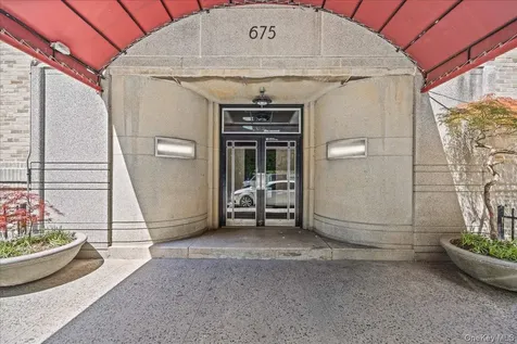 675 Walton Avenue Bronx NY 10451
