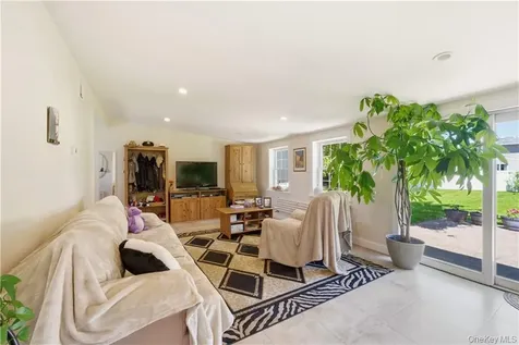 15 Russel Avenue Bethpage NY 11714