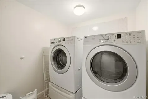 15 Russel Avenue Bethpage NY 11714