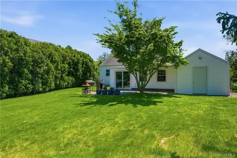 15 Russel Avenue Bethpage NY 11714