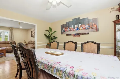 29 Hillview Drive Poughkeepsie NY 12603