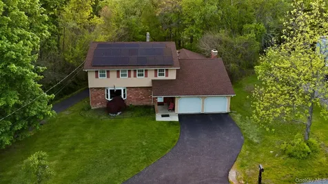 29 Hillview Drive Poughkeepsie NY 12603
