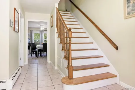 29 Hillview Drive Poughkeepsie NY 12603