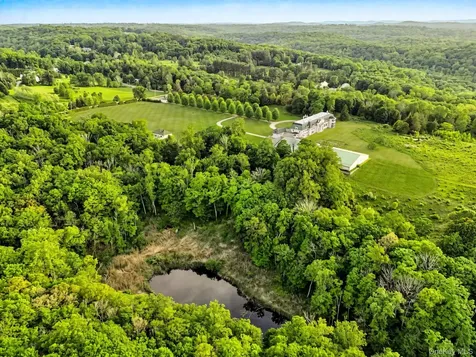 Bedford Corners NY 10549