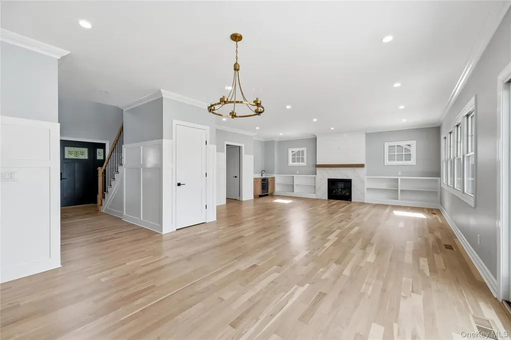 3569 Roger Drive Wantagh NY 11793
