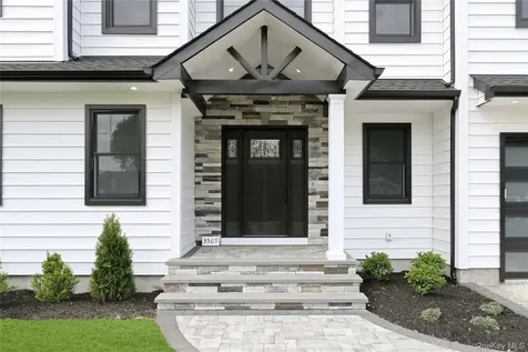 3569 Roger Drive Wantagh NY 11793