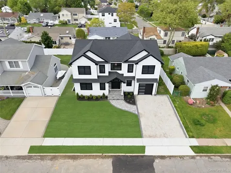 3569 Roger Drive Wantagh NY 11793