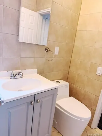 22 Keogh Lane New Rochelle NY 10805