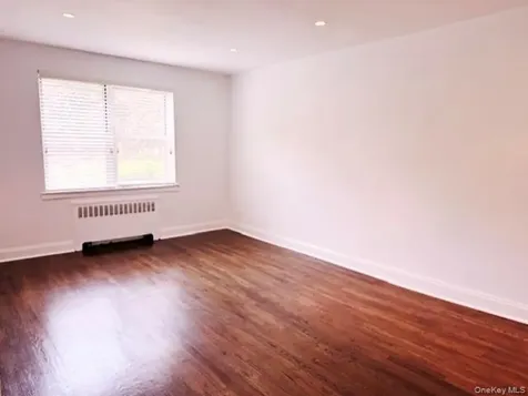 22 Keogh Lane New Rochelle NY 10805