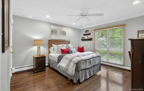 30 Orchard Drive Woodbury NY 11797