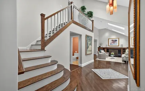 30 Orchard Drive Woodbury NY 11797
