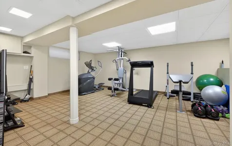 30 Orchard Drive Woodbury NY 11797