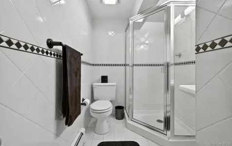 30 Orchard Drive Woodbury NY 11797