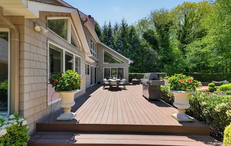 30 Orchard Drive Woodbury NY 11797