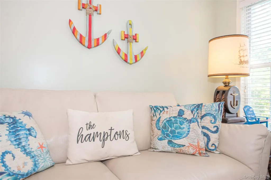 63 E Tiana Road Hampton Bays NY 11946