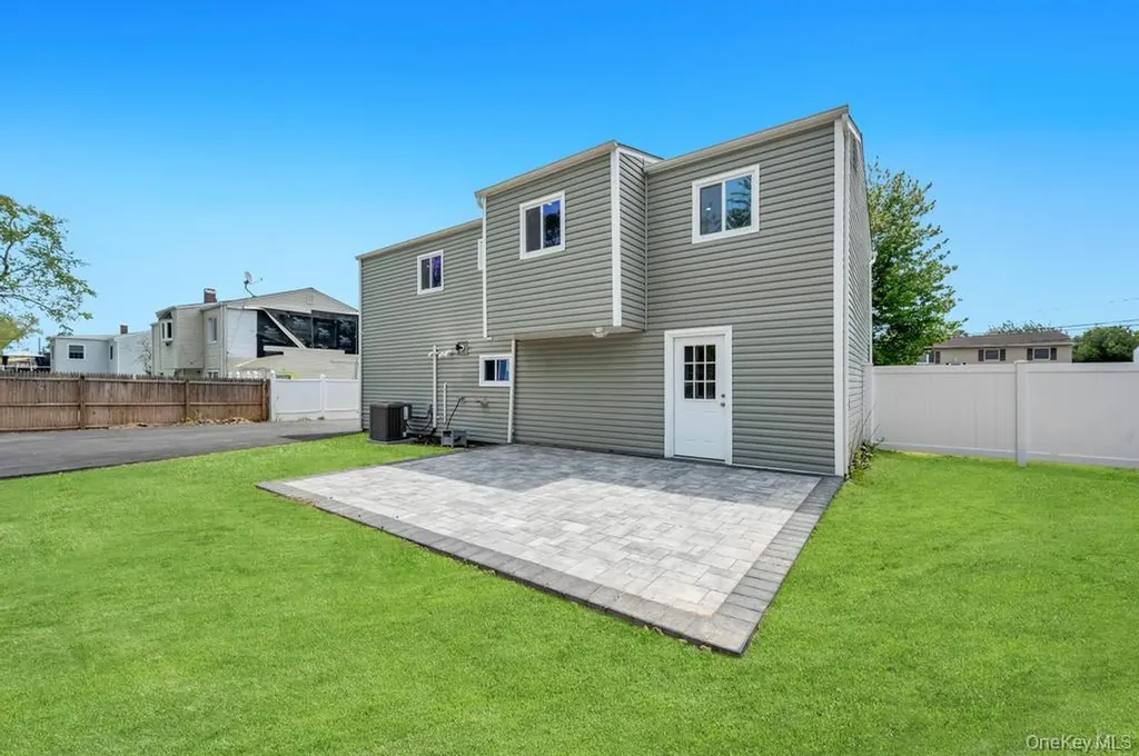 491 Hawkins Road Selden NY 11784