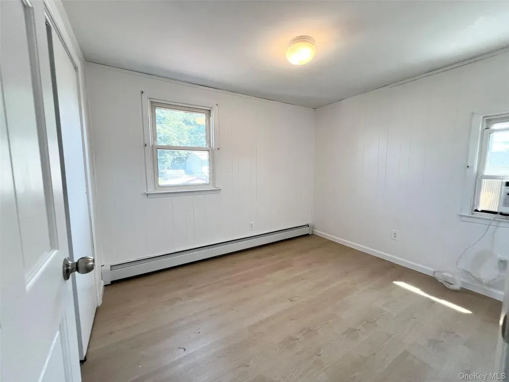 30 Castle Lane Levittown NY 11756