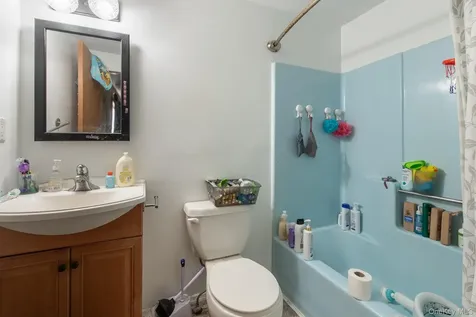 10 Mahar Drive Poughkeepsie NY 12601