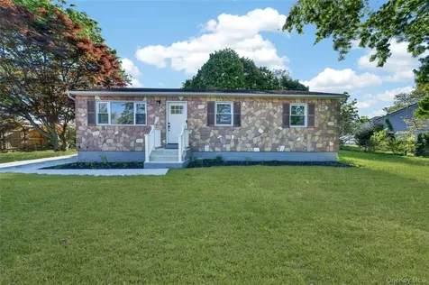 118 S 31st Street Wyandanch NY 11798