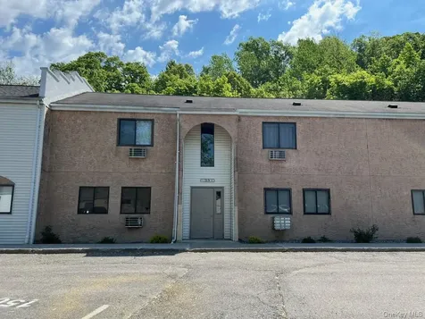 35 Scarborough Lane Wappingers Falls NY 12590