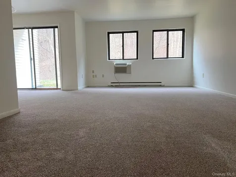 35 Scarborough Lane Wappingers Falls NY 12590