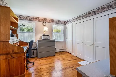 4 High Court Bayville NY 11709