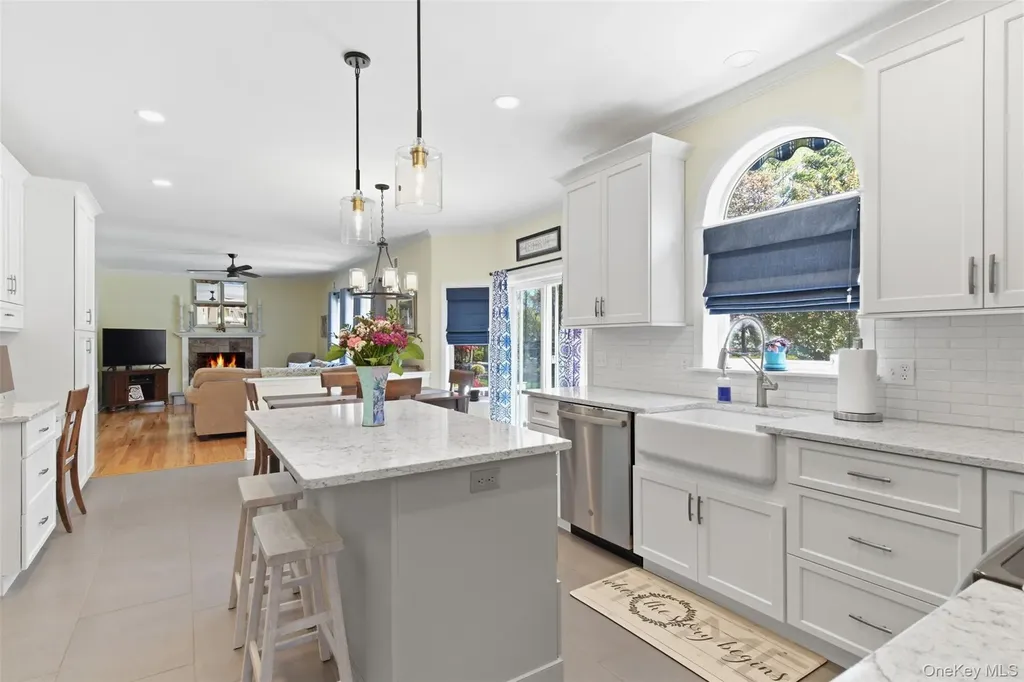 15 Framingham Lane Shoreham NY 11786