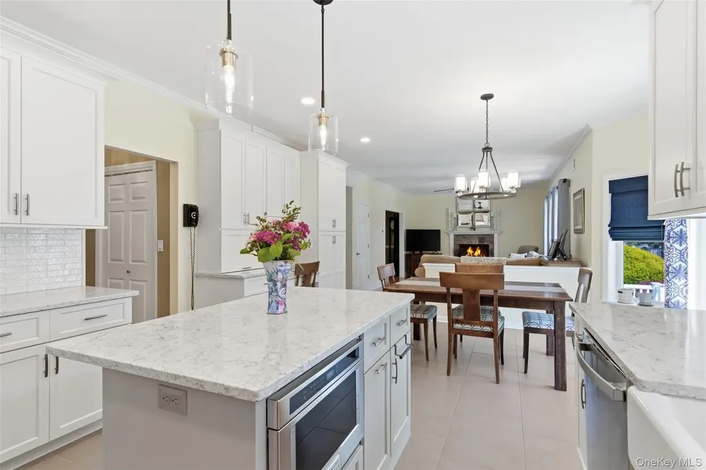 15 Framingham Lane Shoreham NY 11786