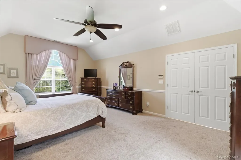15 Framingham Lane Shoreham NY 11786