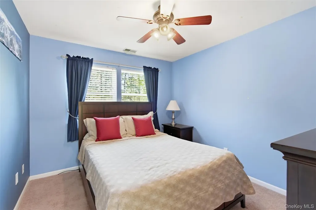 15 Framingham Lane Shoreham NY 11786