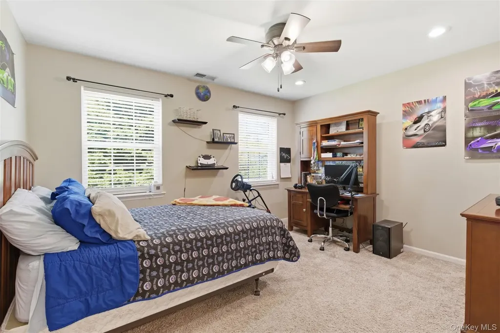 15 Framingham Lane Shoreham NY 11786