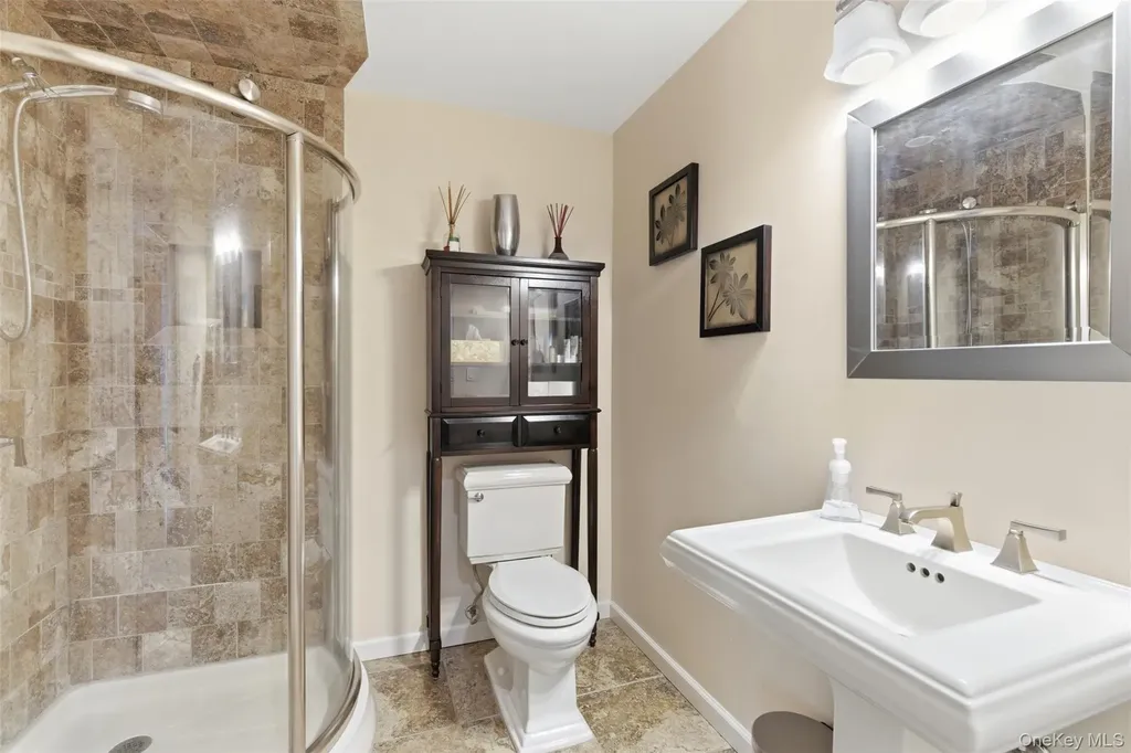 15 Framingham Lane Shoreham NY 11786