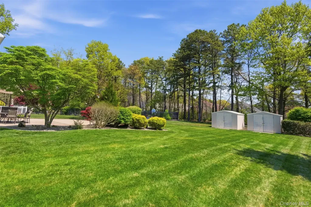 15 Framingham Lane Shoreham NY 11786