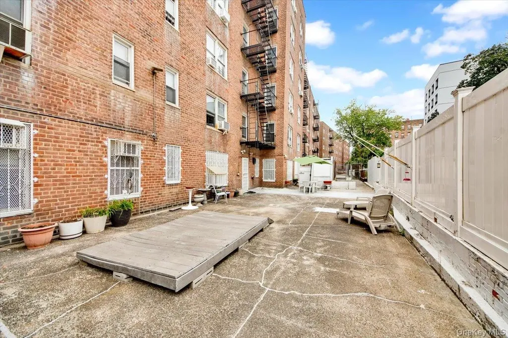 2630 Kingsbridge Terrace Bronx NY 10463