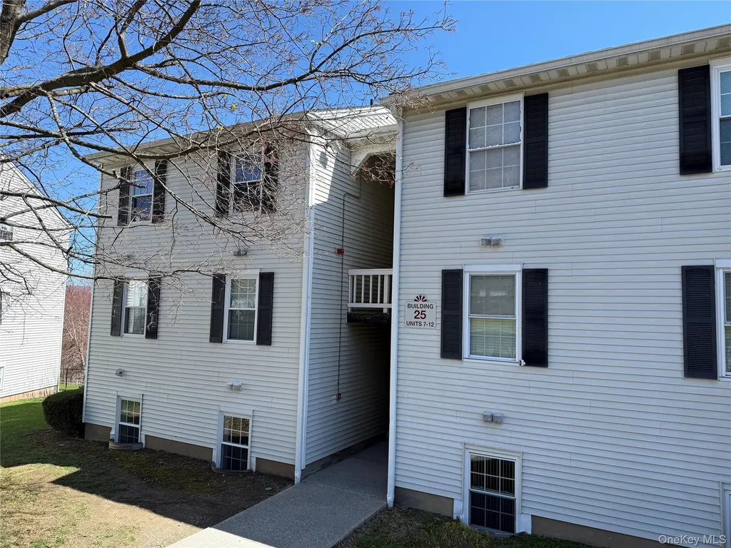 25 Lexington Hill Harriman NY 10926