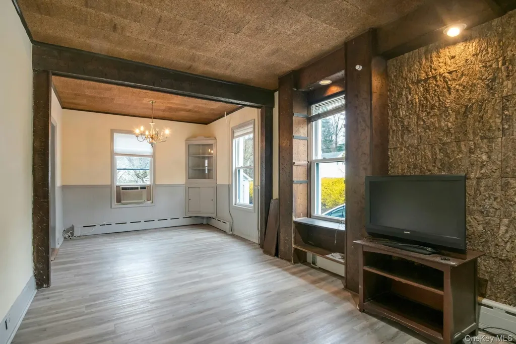 33 Mountain Road Irvington NY 10533