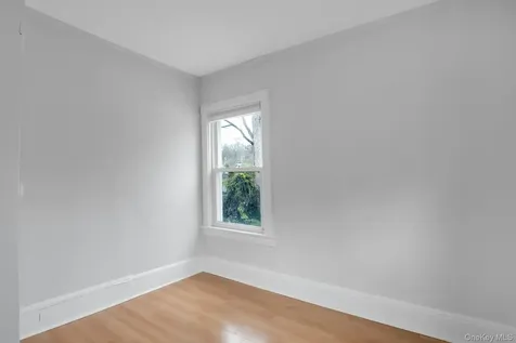 33 Mountain Road Irvington NY 10533
