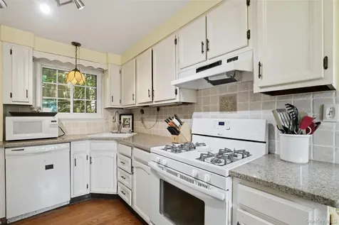32 Thorn Avenue Mount Kisco NY 10549