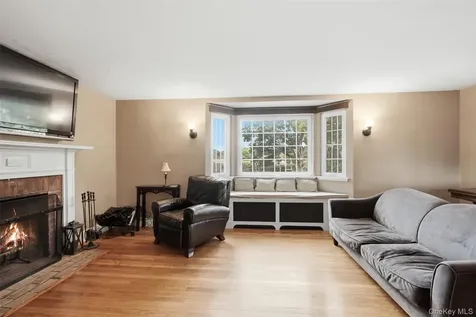 32 Thorn Avenue Mount Kisco NY 10549