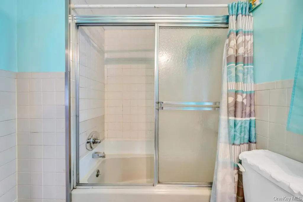 24 Pleasant Avenue Roosevelt NY 11575