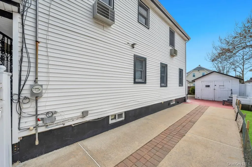 24 Pleasant Avenue Roosevelt NY 11575