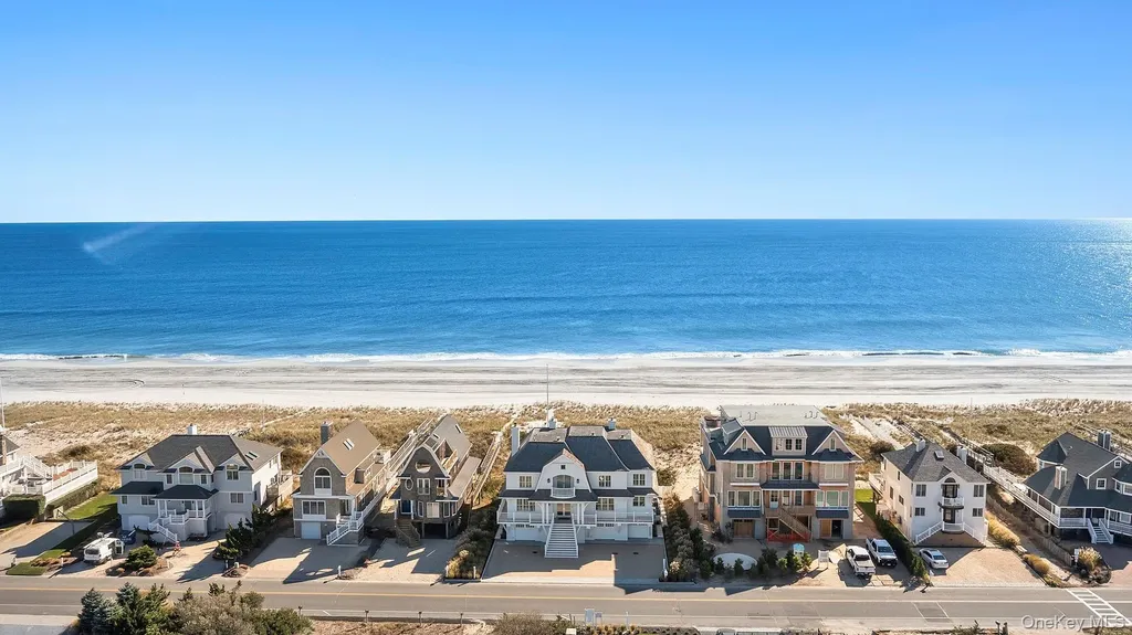785 Dune Road Westhampton Dunes NY 11978