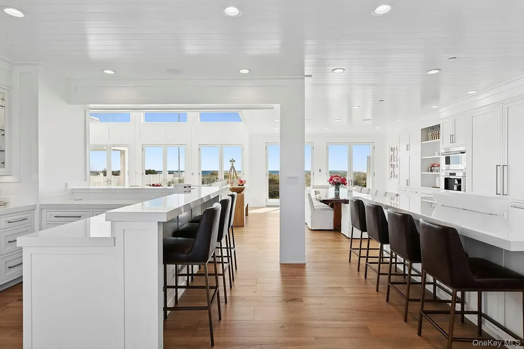 785 Dune Road Westhampton Dunes NY 11978