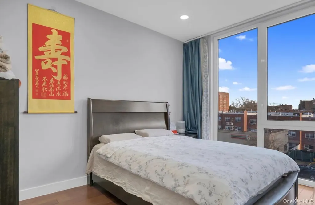 146-17 Northern Boulevard Flushing NY 11354