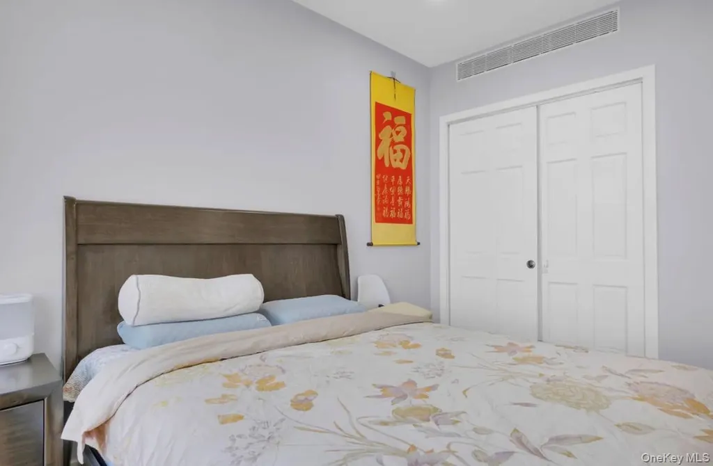 146-17 Northern Boulevard Flushing NY 11354