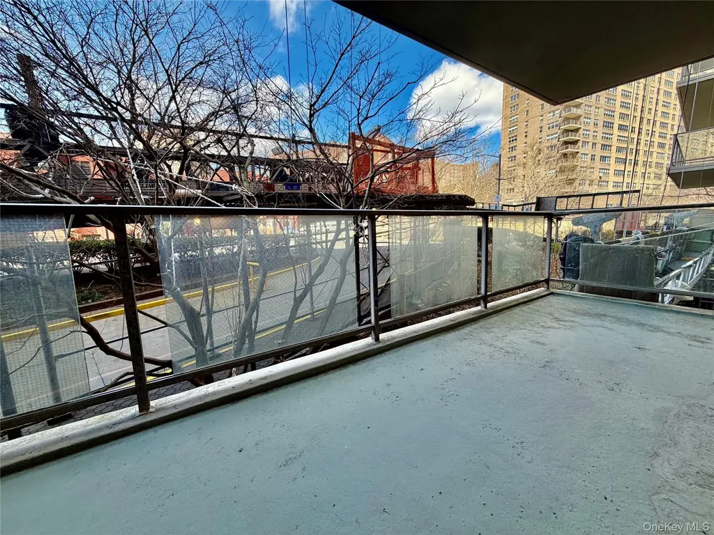 2500 Johnson Avenue Bronx NY 10463